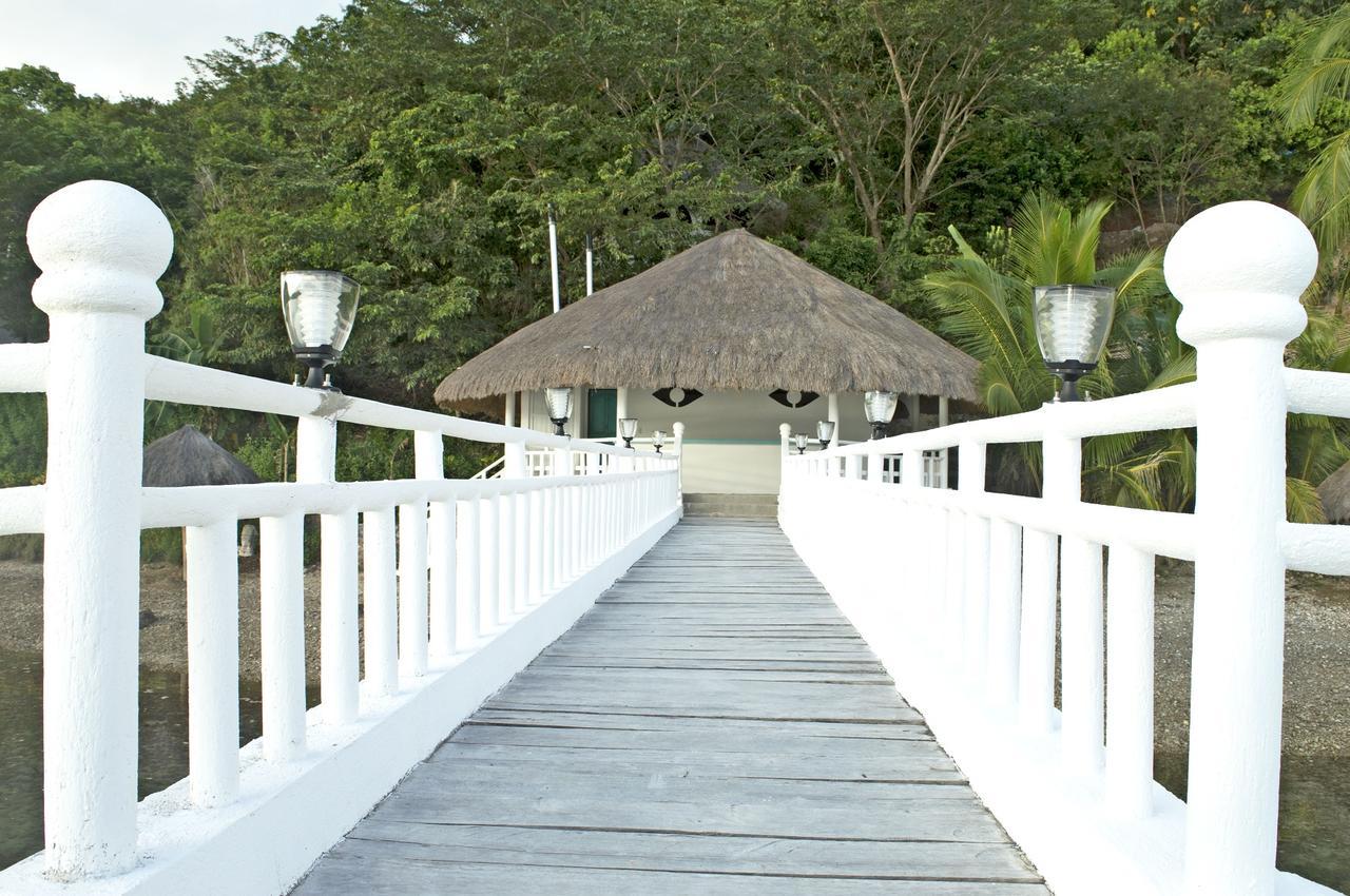 Iris Island Eco Resort Бусуанґа Екстер'єр фото